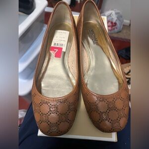 Michael Kors Dayton Flats size 7
